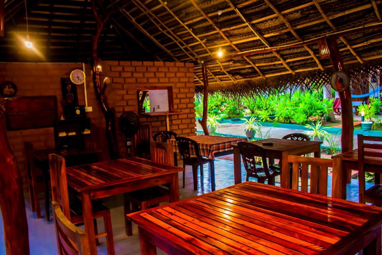 坦加拉Star Light Cabanas & Restaurant别墅 外观 照片